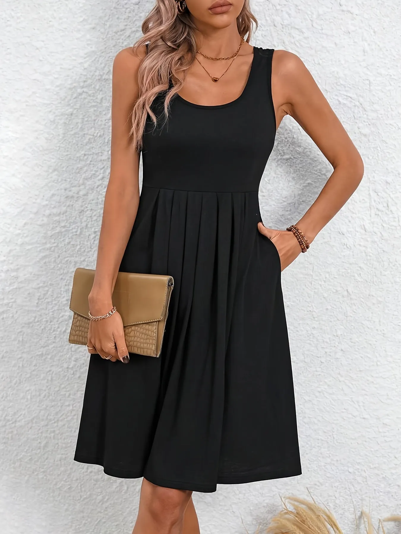 Chic Crew Neck Tank Dress