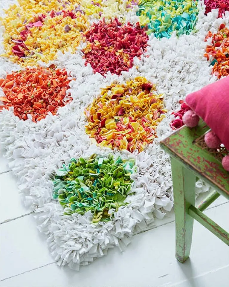 Pair of Rag Rug Mugs