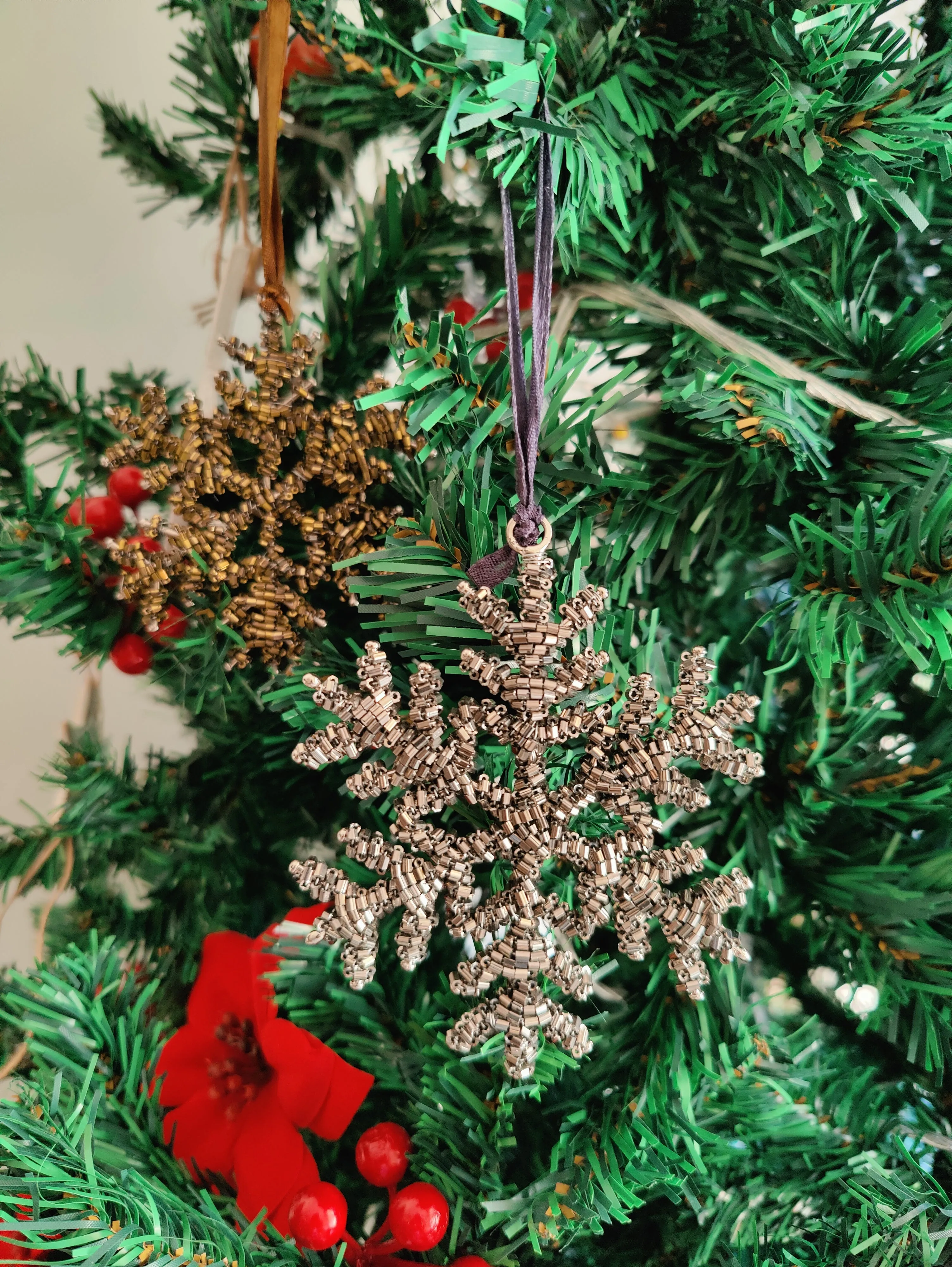 Snowflake Hanging - Antique silver