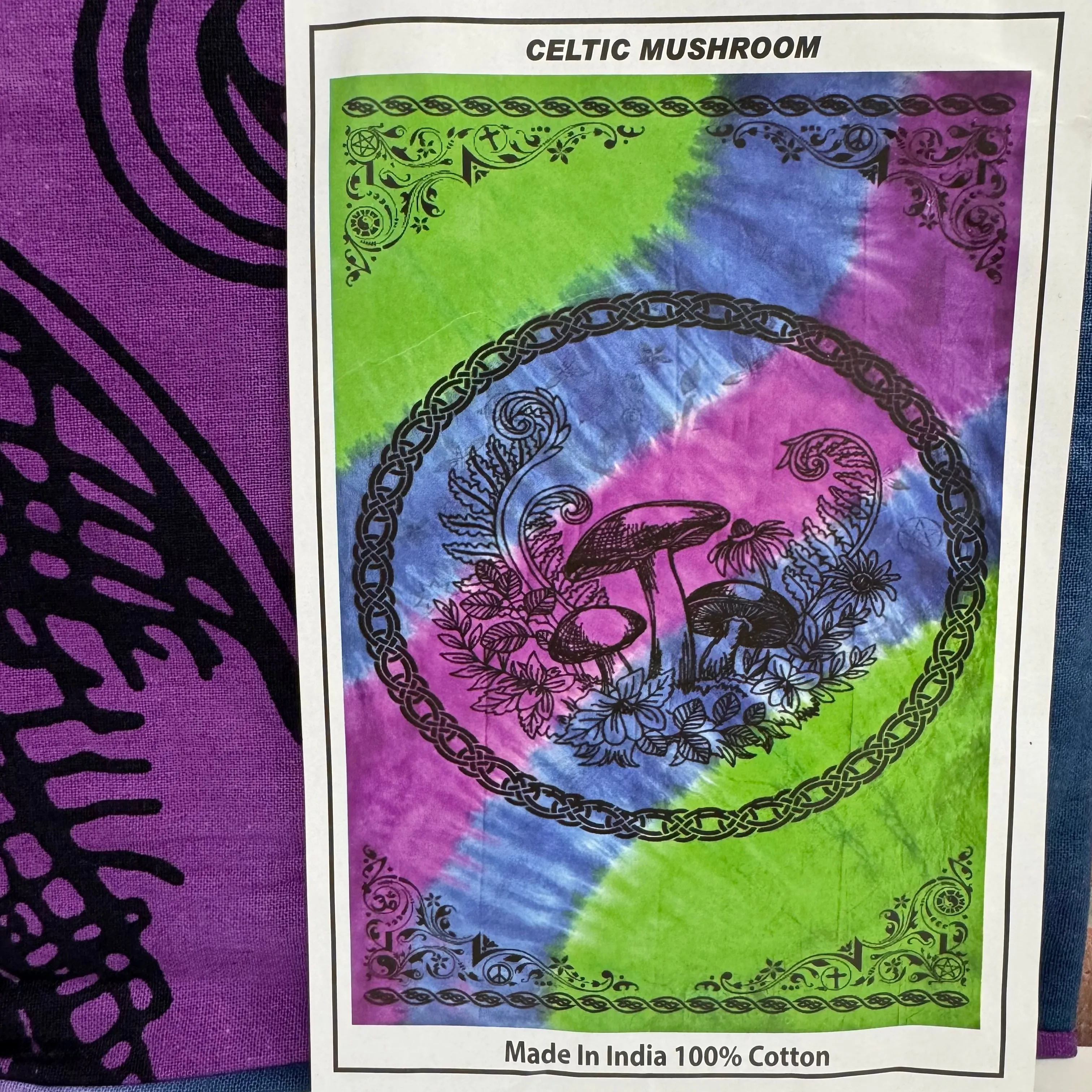 Tapestry - Celtic Mushroom - Cotton 84"x53"