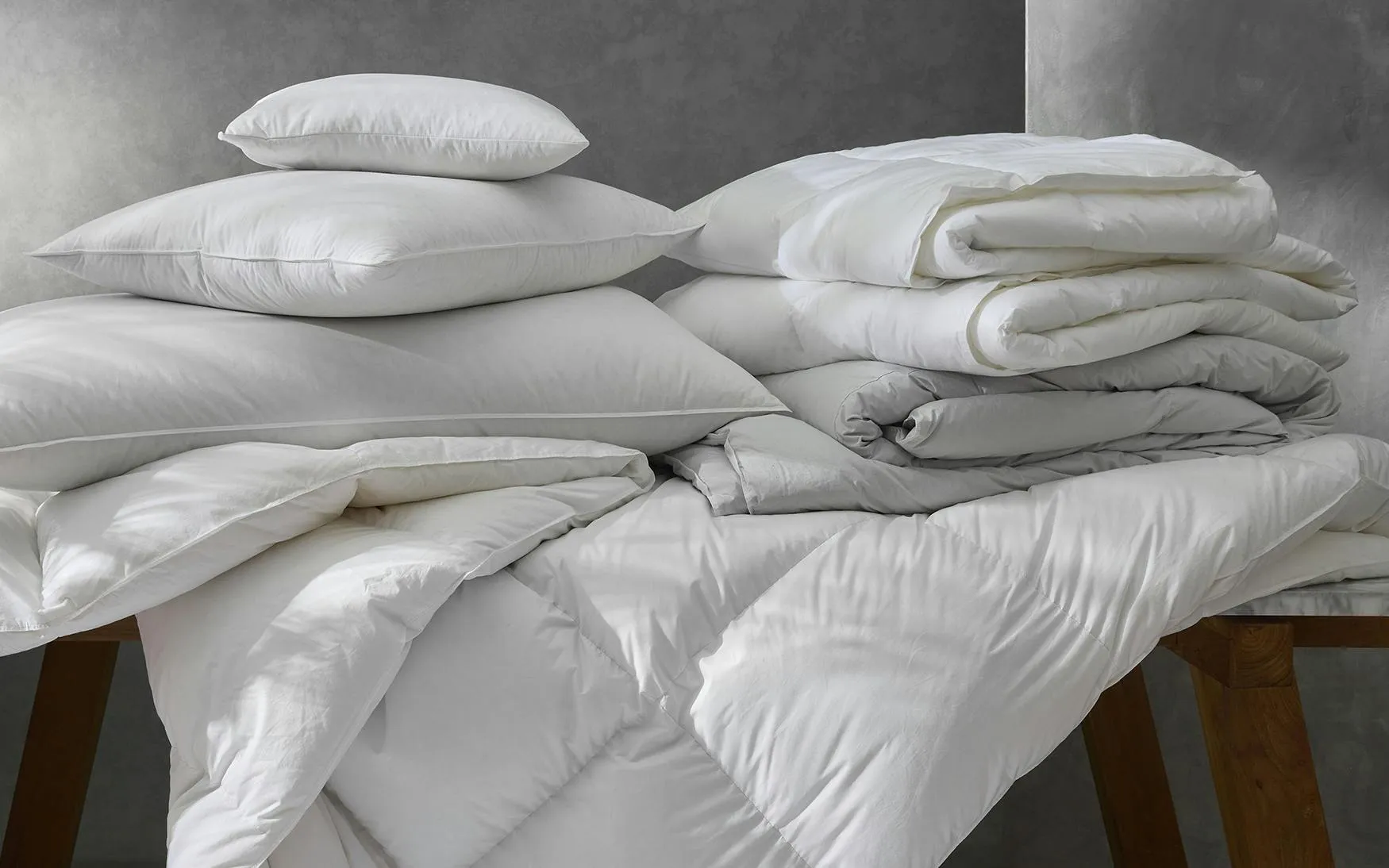 Valletto Standard Pillow 20 x 26